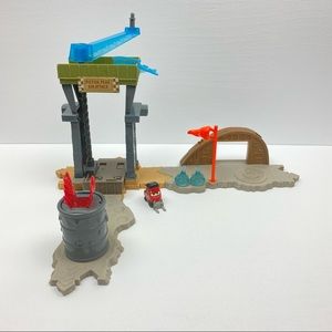 Mattel Disney Planes Fire and Rescue Air Attack Story Sets Playset with Patch